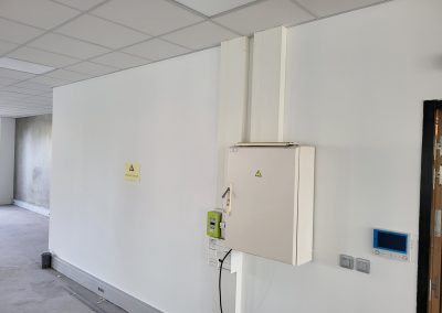 Mise en place de coffret industriel